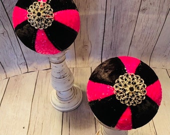 Wreath Embellishments, Wreath Balls, Decorative Ornaments, Decorative Balls, Fabric Balls, Handmade Fabric Balls, Home Decor