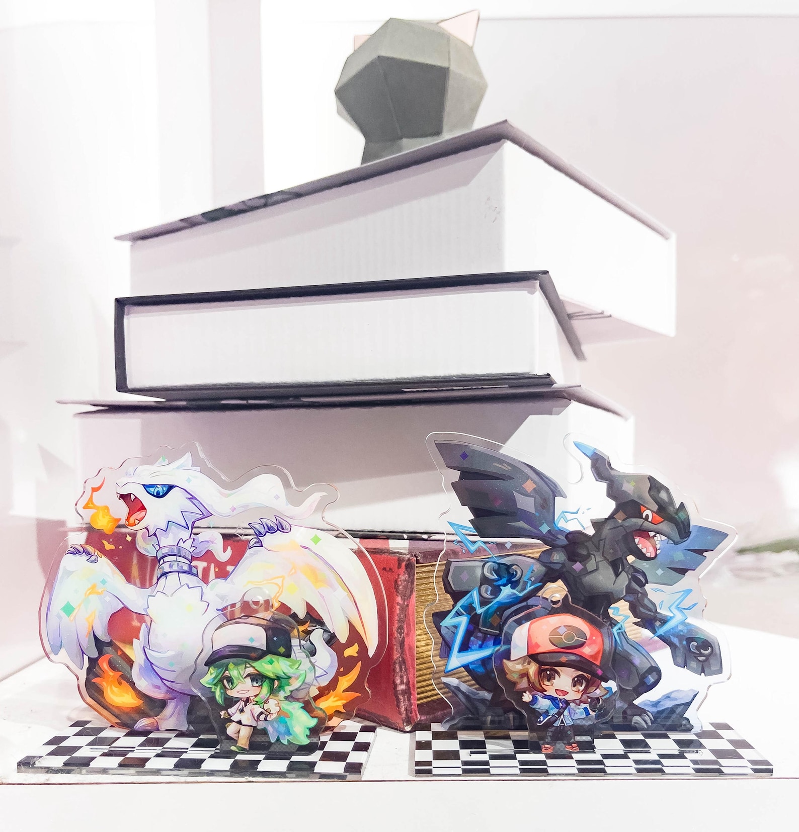 N & Reshiram Acrylic Standee, Hilbert, Hilda, Zekrom Acrylic Standee, PKM Fanmade, Black and White, Keychain, Legendary poke, trainer, BW