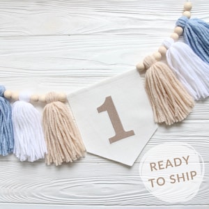 Striscione per seggiolone azzurro per il primo compleanno di un bambino, ghirlanda con nappe di filato per bambini, ghirlanda per il primo compleanno di un orsetto, ghirlanda per la torta smash, striscione color pastello a forma di orsetto.
