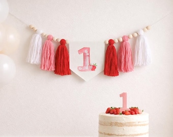 Berry 1st High chair Banner, Berry Sweet Birthday, Cake smash Garland, Berry 1st Birthday, Red Strawberry Birthday