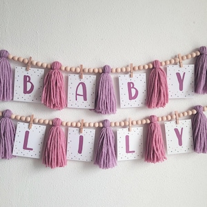 Striscione personalizzato con nome per bambina - Ghirlanda personalizzata per cameretta Boho con nappe e perline di legno - Regalo per baby shower e decorazioni per la cameretta