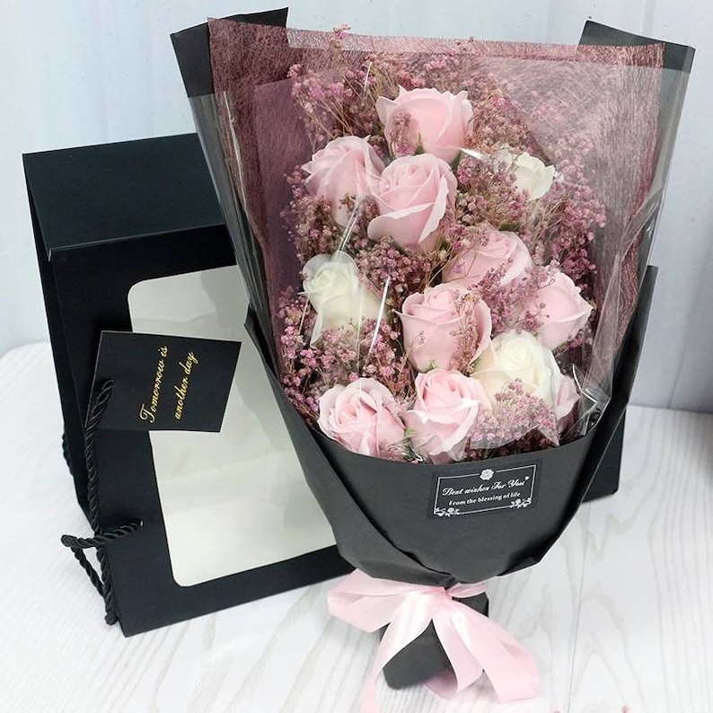 Flone 18pcs Creative Scented Artificial Soap Flowers Rose Bouquet Gift Box Simulation Rose Valentines Day Birthday Gift Decor