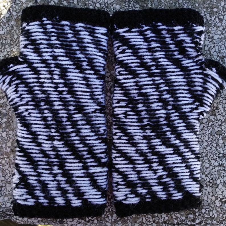 Zebra Arm Warmers KNITTING PATTERN Etsy