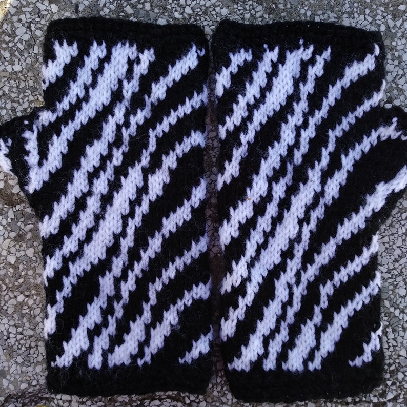 Zebra Arm Warmers KNITTING PATTERN Etsy