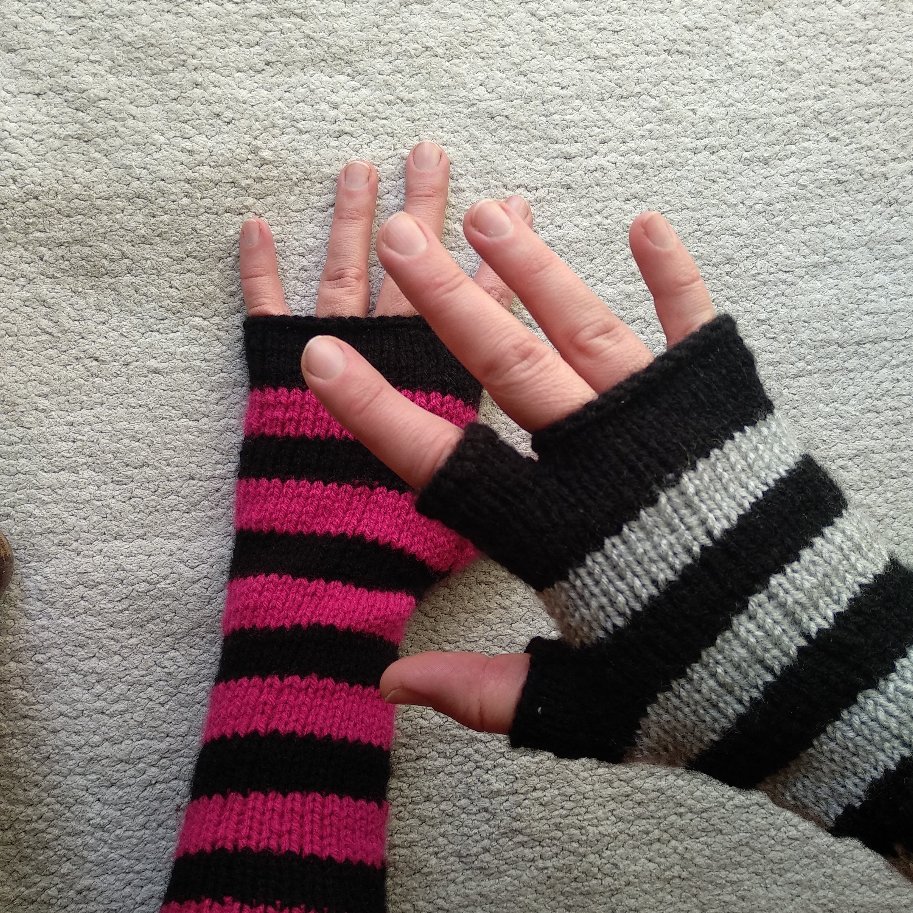 Emo Dark Red Striped Arm Warmers