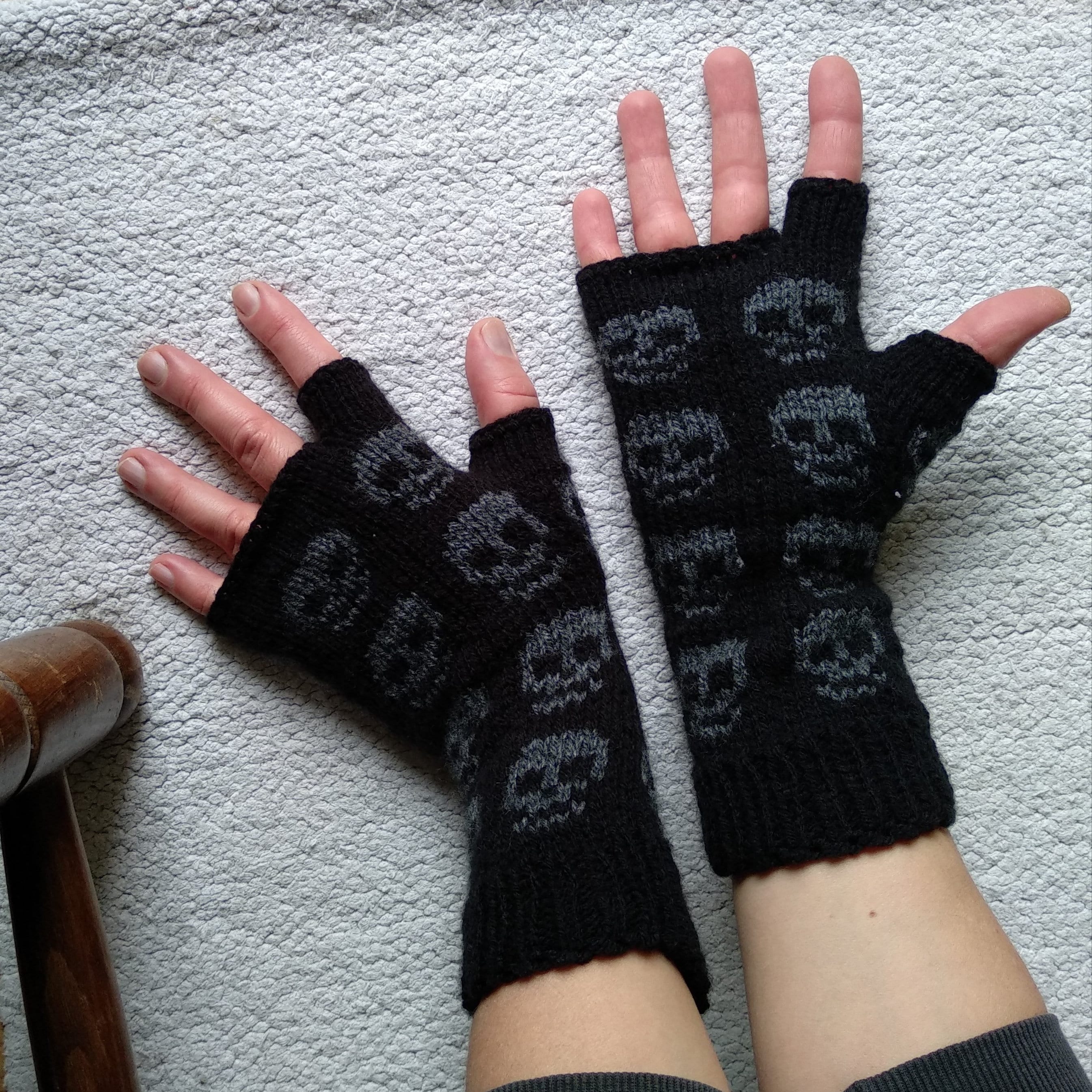 TODAYFUL　Seamless Mittens Armwarmer SHIP TODAY! Arm Warmers, Extra Long Medieval Cable Knit