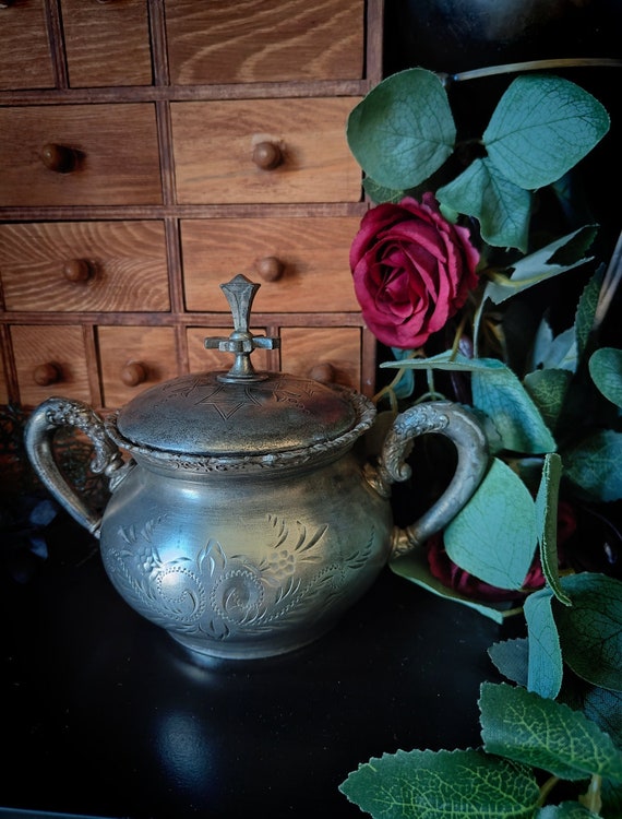Antique-Vintage-Quadruple Silverplated-Sugar Bowl