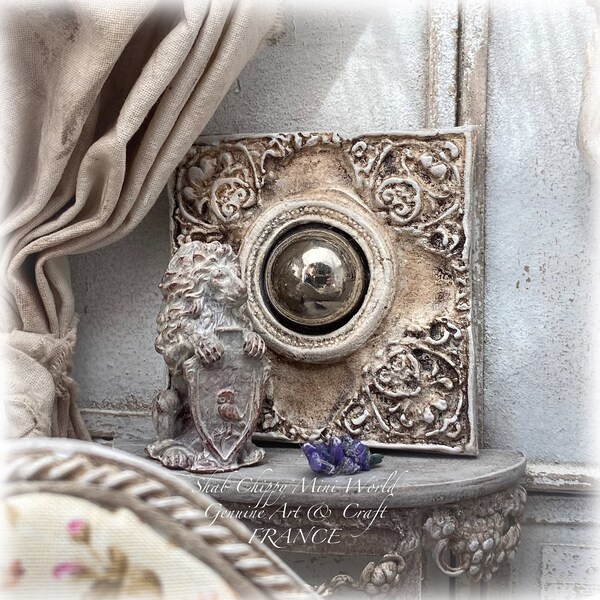 Provençalissime- Miroir type miroir de sorcière,  miroir concave, cadre ouvragé reliefs - Objet déco - Shabby Chic - Dollhouse 1/12e - OOAK