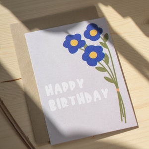 Cartão de felicitações "FELIZ ANIVERSÁRIO - flores azuis" em papel de algodão resistente •