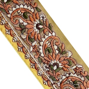 Vintage Indian Bollywood Sari Border Indian Antique Decorative Trim Used Lace Embroidered Ribbon Lehenga Hem Patch Strip Applique Crafts