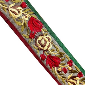 Vintage Indian Border Trim Ribbon Saree Trimming Handmade Antique Embroidered Lehenga Hem Lace Patch Cloth Strip Ethnic Decor SG86
