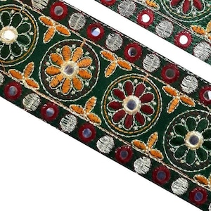 Vintage Sari Border Indian Antique Decorative Trim Used Lace Embroidered Ribbon Lehenga Hem Patch Strip Applique DIY Crafts Supply Bridal