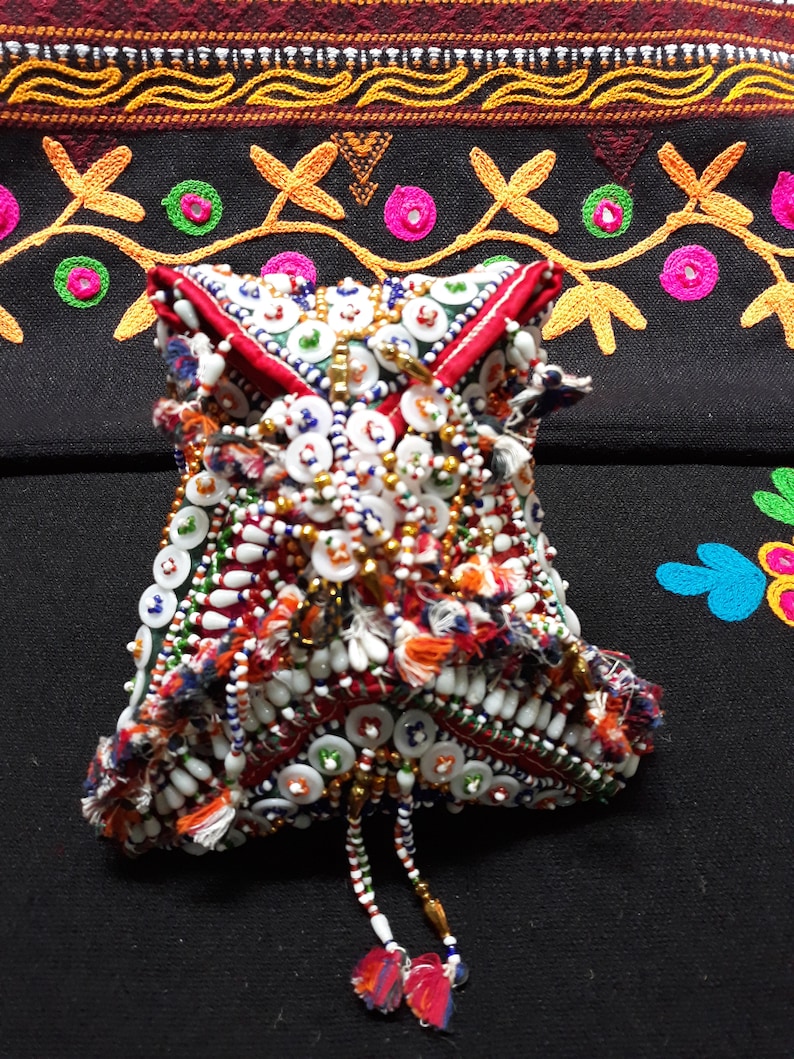Indian Tribal Antique Vintage Coin Pouch,Handmade Pouch,Vintage Bag,Beads Coin Purse,Coin Purse,Money Purse Banjara Coin Pouch,Beads Purse