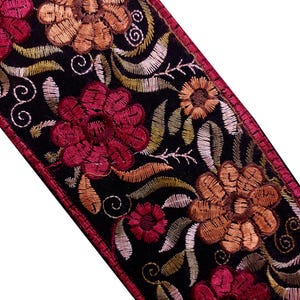 ヴィンテージ インド サリー トリム ブラック 花柄 刺繍 ボーダー 中古 リボン レース 裁縫 工芸 ボヘミアン デコレーション コスチューム ハンドメイド インド