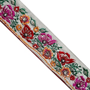 Vintage Embroidered Sari Border, Used Sewing Patchwork Fabric Trim, Women Ribbon Sari Border, Wholesale Trim, Sari Trim SG54