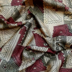 Sari imprimé vintage rouge foncé et vert en pure soie de tussar, impression abstraite, 5 ans, tissu artisanal design Saree IKS46