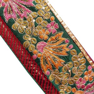 Bordo decorativo vintage per sari indiano con ricami floreali in zari e nastro in tessuto verde JJ315