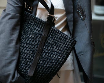 Handmade Crochet Raffia Tote Bag: Women&#39;s Leather Shoulder Bag