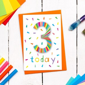 3e carte d'anniversaire amusante avec enveloppe colorée !  Troisième carte d'anniversaire colorée | Idéal pour garçon ou fille | Carte d'anniversaire pour enfants | Carte de voeux A6