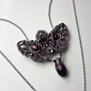 Pendant. PDF Digital Tatting tutorial. Pattern step by step How To. Master Class. Lace Jewelry. Frivolite shuttle.