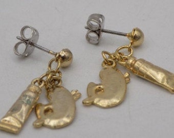 Boucles d'oreilles,clous,boucles vintage,en métal doré,cadeau vintage,bijoux vintage,Cadeau femme,cadeau fille,bijoux femme,bijoux fille