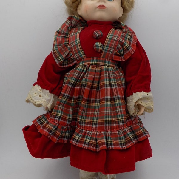 Poupée Vintage,Poupée en Porcelaine,Robe en velours rouge,poupée blonde,objet vintage,objet de collection,35 cm,Année 50,Poupée Rare