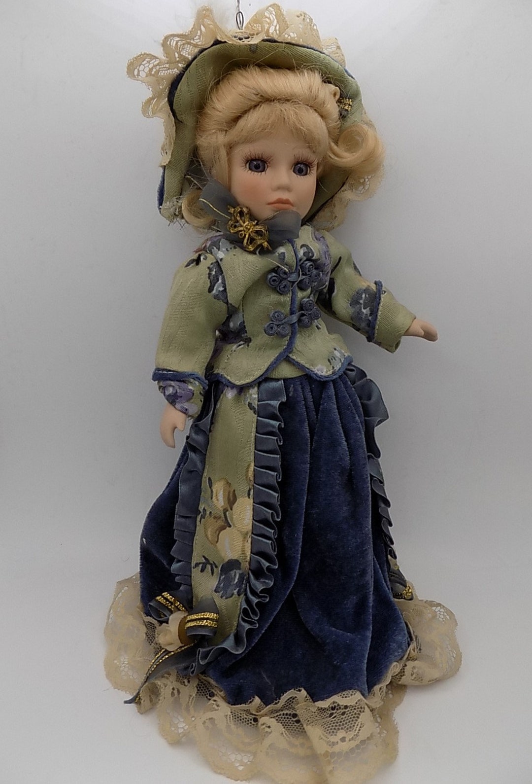 Object Doll Vintage Doll, Porcelain Doll, Dress in Velvet, Blue Green Color, Blonde ...