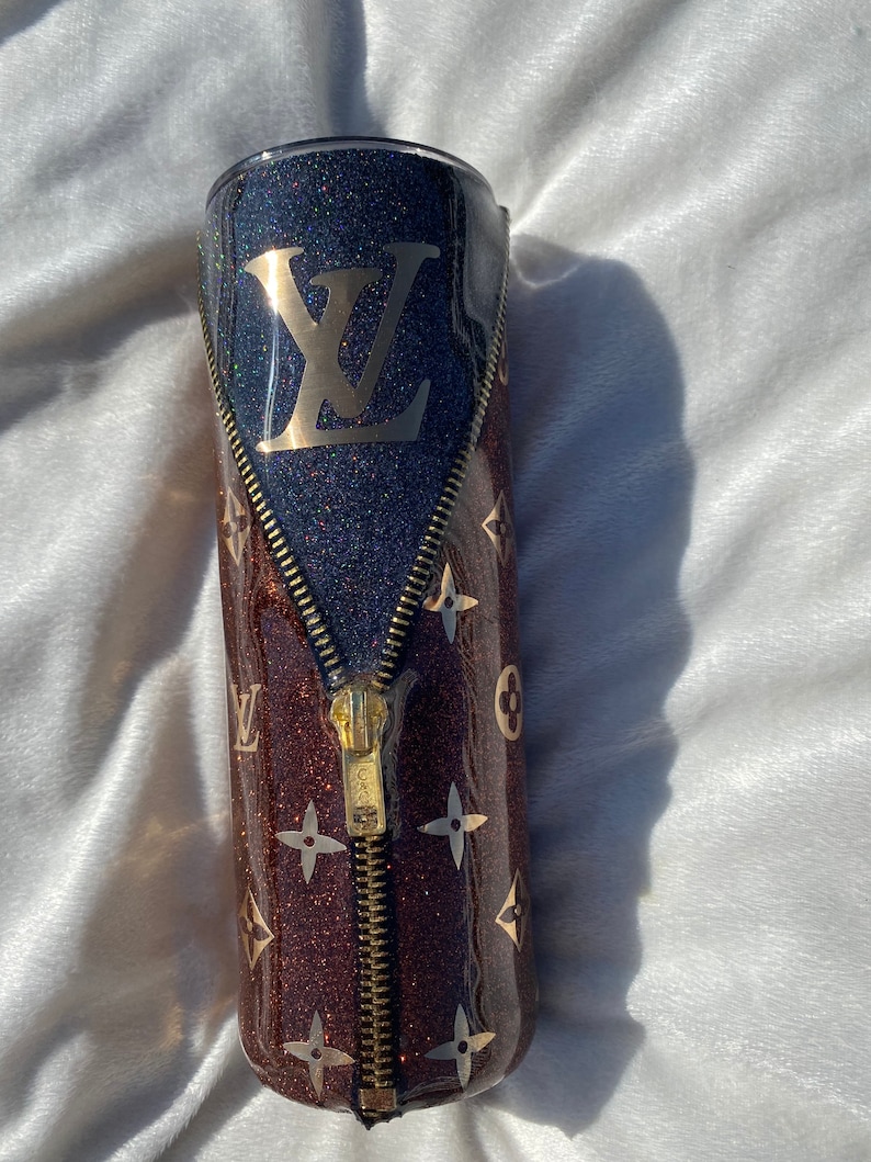 Louis Vuitton Tumbler with zipper #LouisVuitton #tumblers #LMT🌻