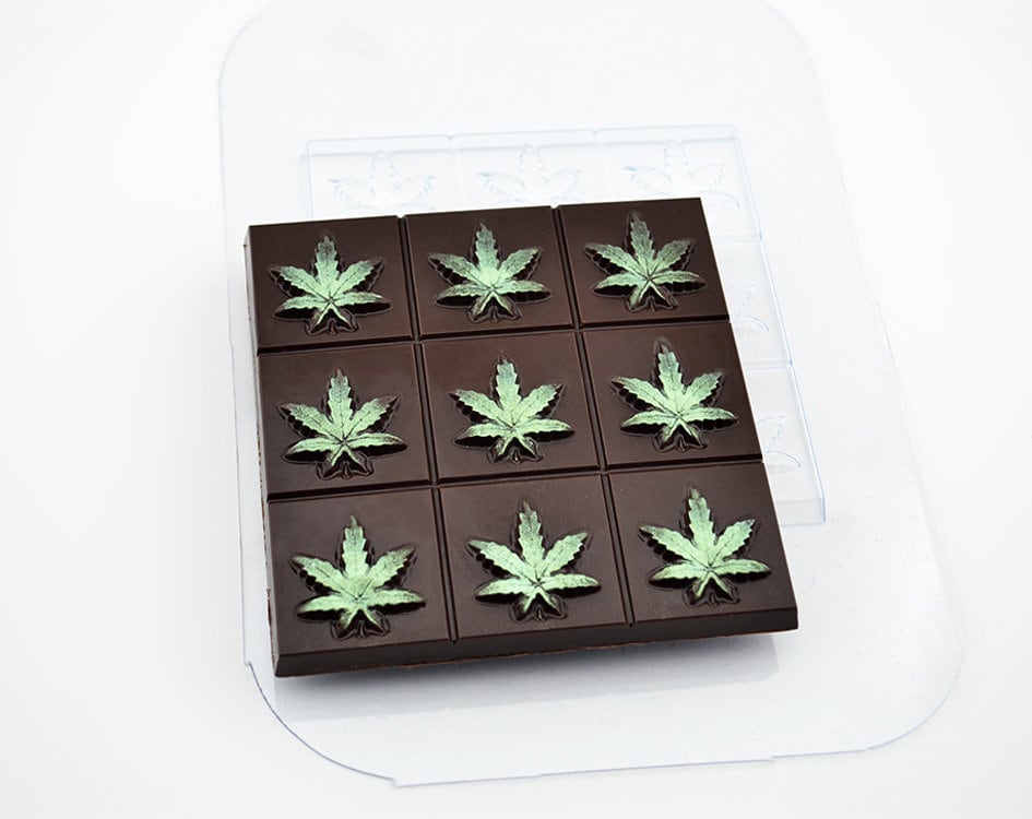 Silicone Candy Ice Cube Mold – Marijuana Leaf – Cake Connection