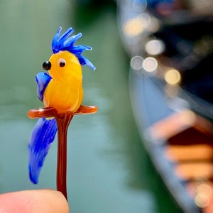 Yellow Parrot on a perch figurine, Murano glass sculpture made in Venice. See my tiny animals, birds miniatures and micro statuettes