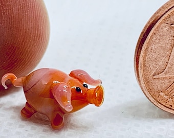 Tiny pig, Genuine Murano glass piglet miniature. I make glass figurines in Venice since 1974
