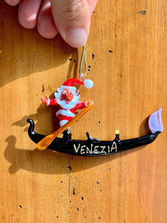 Babbo Natale a Venezia fa il gondoliere, in vetro di Murano fatto 