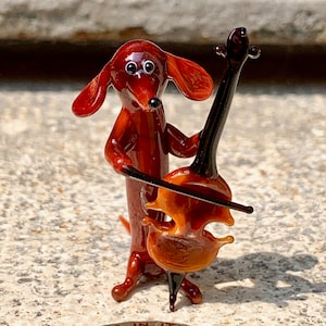 Dachshund wiener dog playing the bass, Murano glass animals playing musical instruments, hand made in Venice by Umberto Ragazzi