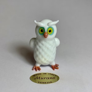 Genuine Murano Glass Owl figurine, lucky charm lampworked figure made by Umberto Ragazzi in Venice