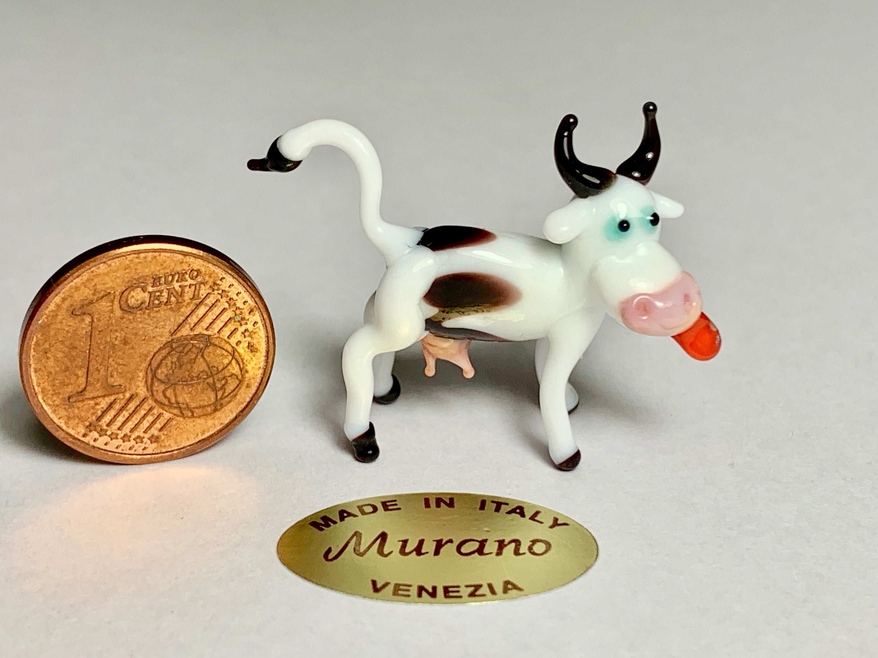 Cute cow Murano glass miniature made in Venice by Umberto Ragazzi, funny lampwork figurine of Holstein Friesian cattle