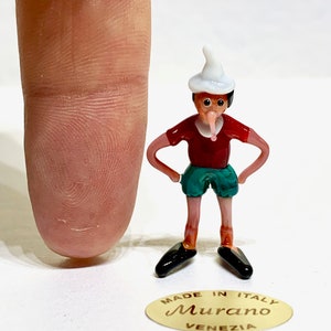 Pinocchio miniature en verre de Murano fait au chalumeau à Venise par Umberto Ragazzi image 3