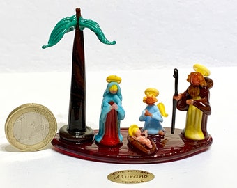 Nativité de Noel, petite Nativité miniature en verre de Murano avec scène de crèche faite à Venise par Umberto Ragazzi. Petits ornements de Noel