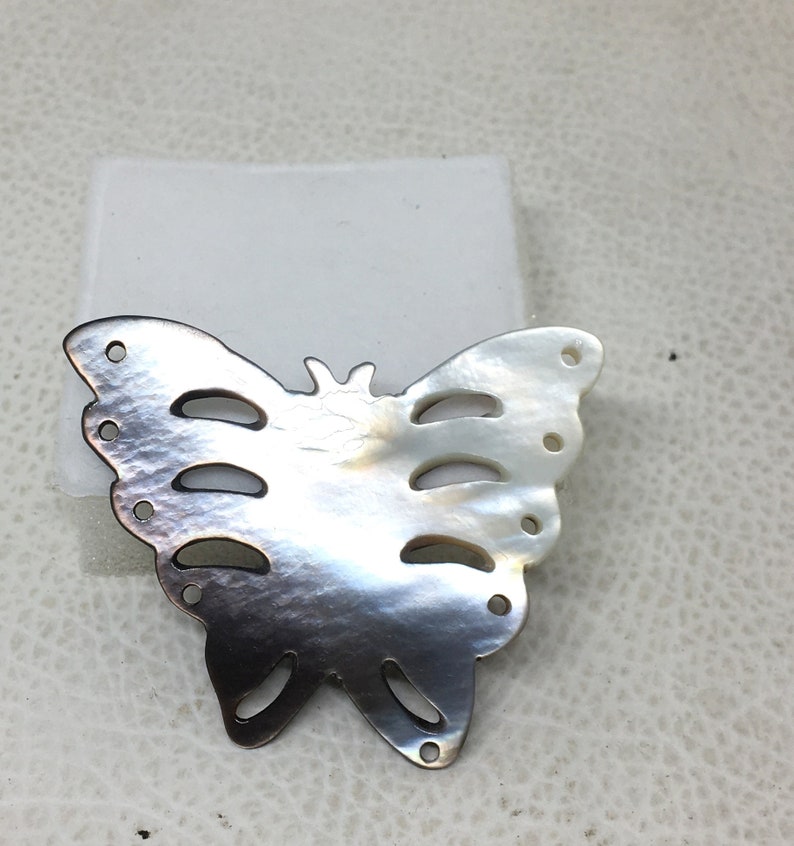 Pearl Size 32x39 m!!!!!!! Beautiful Butterfly Shell !!!! Antique!!!!!!!!!!MOTHER OF PEARLS !!!! Vinatge Pearls!!!! S90