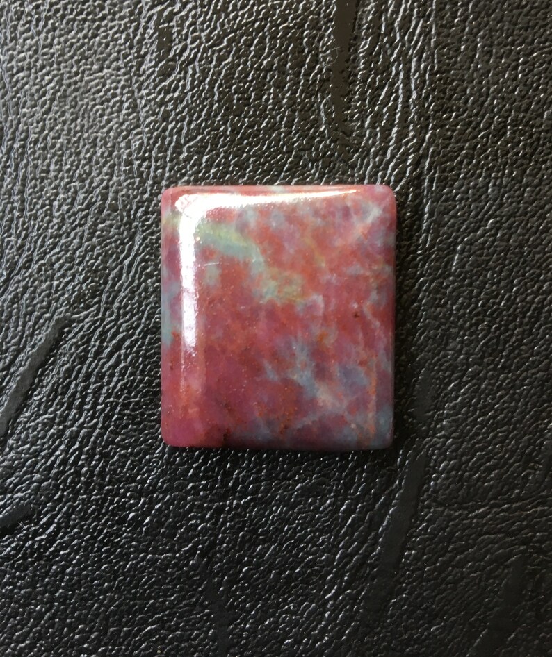 Top Quality Ruby Zoisite Cabochon Handmade Ruby Zoisite Square shape Cabochon Pendant Use 29X26MM One sided Polish Ruby Loose Gemstone RZ04