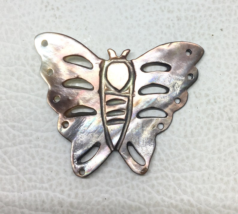 Pearl Size 32x39 m!!!!!!! Beautiful Butterfly Shell !!!! Antique!!!!!!!!!!MOTHER OF PEARLS !!!! Vinatge Pearls!!!! S90