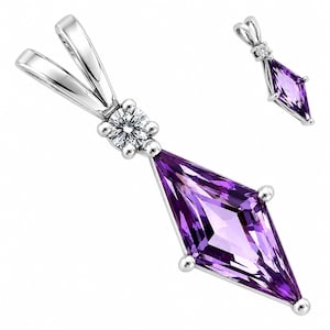 Puede incluir: Un colgante de plata con una amatista morada en forma de cometa suspendida bajo una pequeña piedra transparente redonda. El colgante incluye una reasa de plata pulida. Se muestra por separado un colgante de amatista más pequeño.