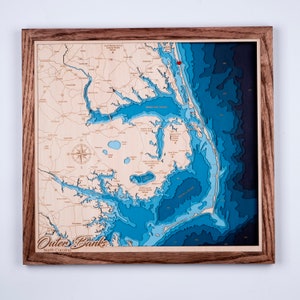 Outer Banks, mappa in legno della Carolina del Nord 3D personalizzata Lago, Isola, Mappa batimetrica della mappa della costa, Arte della parete della cabina, Regali di Natale, Capodanno