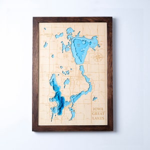 Iowa Great Lakes Wood, East Okoboji Lake - Custom Karte Holz-Bathymatric Karte, Custom See, Fluss, lasergravierte Wandkunst, Einweihungsgeschenk