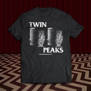 Twin Peaks Washington Flag Owl Log Short-Sleeve Unisex T-Shirt