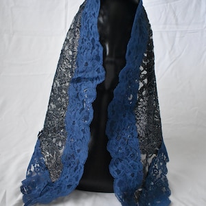 Navy mantilla (veil)