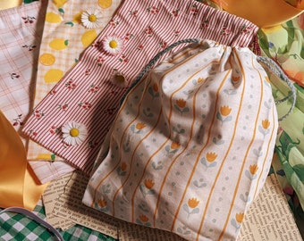 Fabric bag, small and large format with Picnic patterns