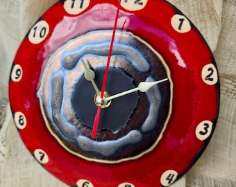 Orologio da parete in ceramica fatto a mano – Design colorato del tramonto, piccolo orologio d'arte moderna