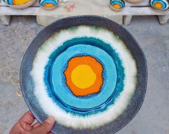 Kleiner Keramik Wandteller aus Keramik – Handgefertigte dekorative Kunst und einzigartiger Wohnakzent