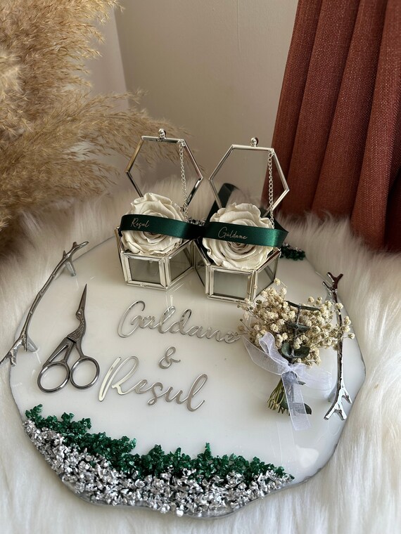 Personalized Wedding Ring Plate - Custom Ceramic Jewelry Dish For Bride & Groom, Engagement Gift