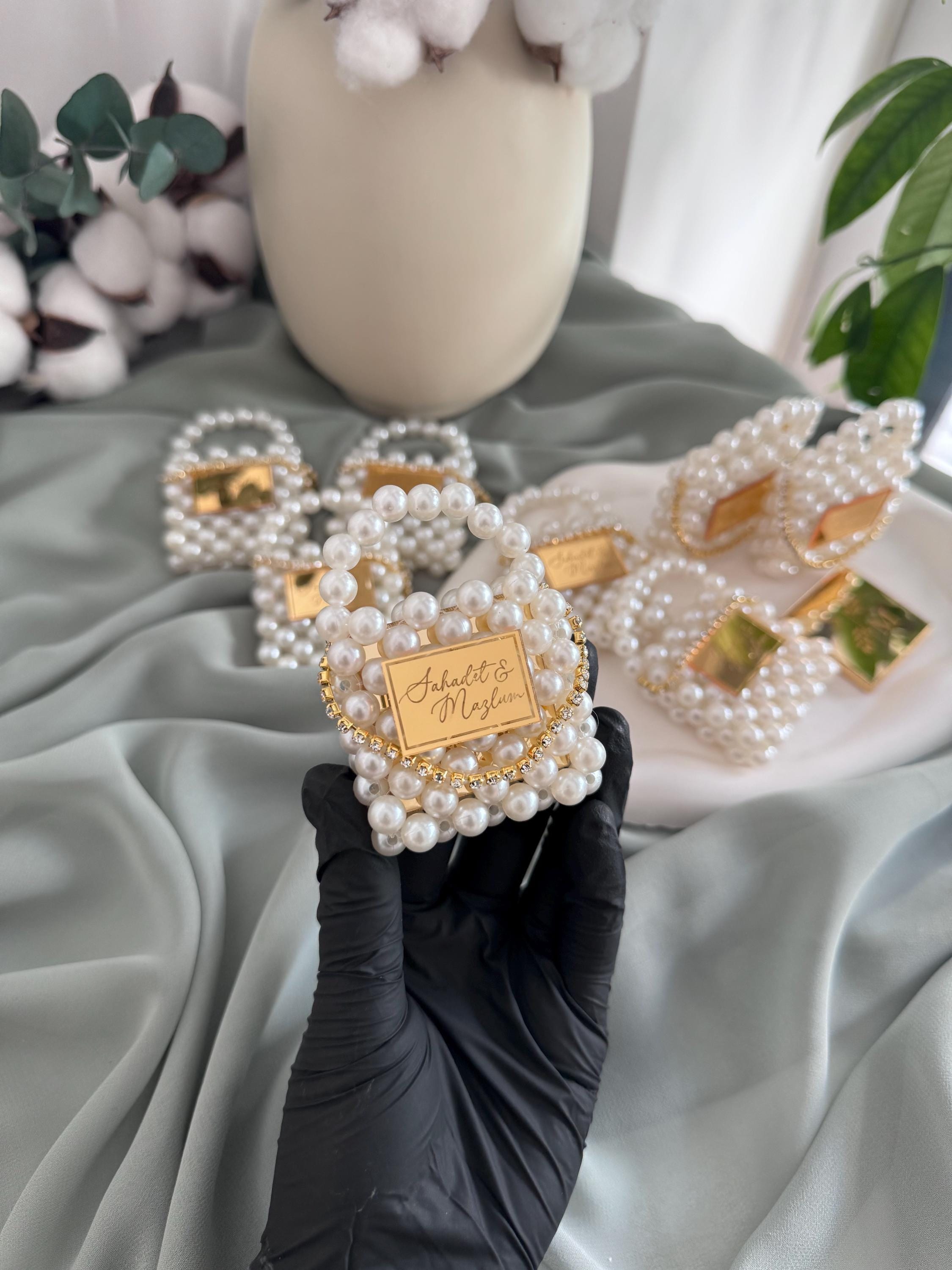 Mini Pearl Bag, Premium Chocolate, Handmade Wedding Favor, Luxury Bridal Shower Gift, Personalized Pearl Clutch, Pearl Purse Favor